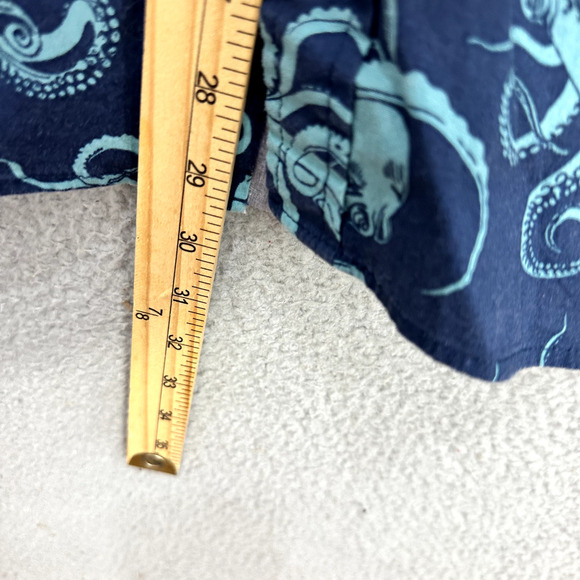 Sonoma Short Sleeve Button Up Shirt Mens Medium Blue Octopus Beach Preppy Resort - Picture 4 of 7